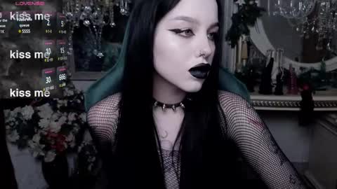 Snapshot of alexx_succubus chatting on 01/26/25, 10:57 Alexx Succubus online show from 01/26/25, 10:57