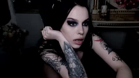 Snapshot of alexx_succubus chatting on 02/24/25, 02:40 Alexx Succubus online show from 02/24/25, 02:40