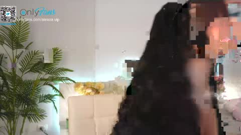     online show from 04/17/26, 04:54