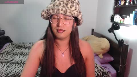 Snapshot of alexxiatouch chatting on 02/15/26, 04:58 AlexxiaTouch online show from 02/15/26, 04:58