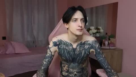 Alex online show from 10/28/25, 12:19