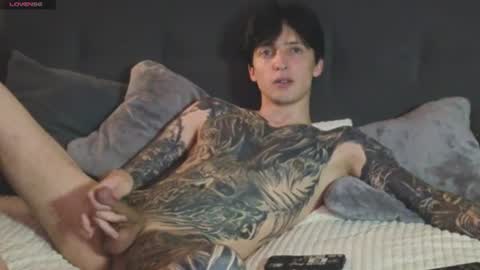 Snapshot of alexxone_ chatting on 06/12/26, 08:13 Alex online show from 06/12/26, 08:13
