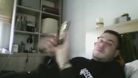 alexxro20 online show from 02/18/26, 12:23