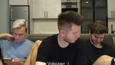 AlexDimaIgor online show from 10/01/25, 02:34