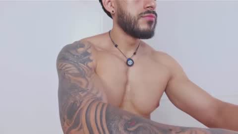 Alex   freelance model  instagram alex b229 online show from 07/03/26, 02:34