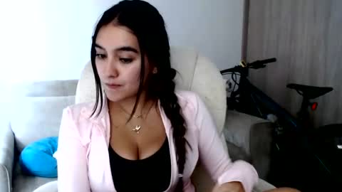 Snapshot of alexyferrer1 chatting on 06/18/26, 10:14 alexyferrer1 online show from 06/18/26, 10:14