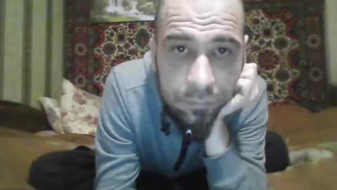 Snapshot of alferezsolvajo chatting on 05/26/26, 06:48 alferezsolvajo online show from 05/26/26, 06:48