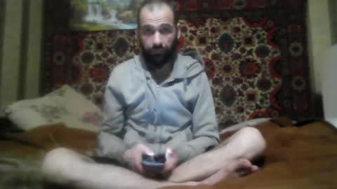 Snapshot of alferezsolvajo chatting on 06/21/26, 12:24 alferezsolvajo online show from 06/21/26, 12:24