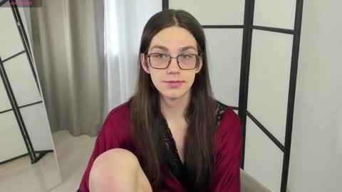 Alfreda online show from 12/03/25, 10:24