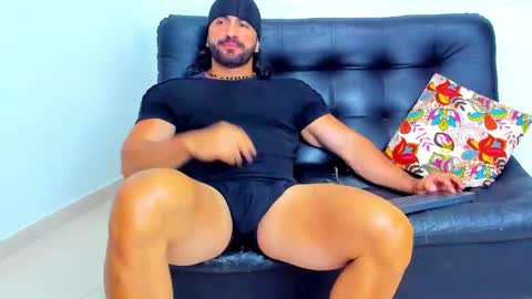 ig alfred walkerm online show from 10/02/25, 01:56