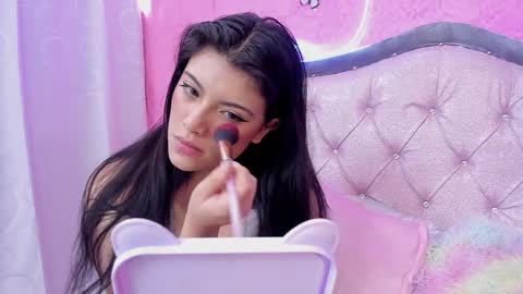 Snapshot of alfresii_rivera chatting on 12/01/24, 04:40 Carolina Join The Fan Club online show from 12/01/24, 04:40