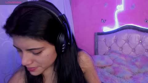 Snapshot of alfresii_rivera chatting on 12/24/24, 10:22 Carolina Join The Fan Club online show from 12/24/24, 10:22