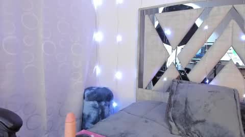 Snapshot of alfresii_rivera chatting on 03/11/25, 12:17 Carolina Join The Fan Club online show from 03/11/25, 12:17