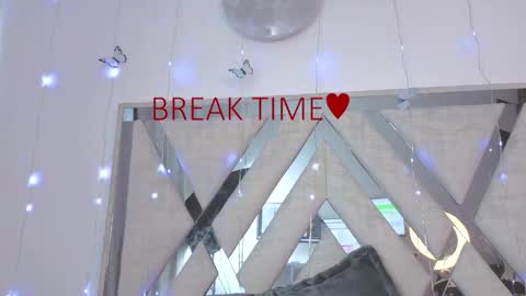 Snapshot of alfresii_rivera chatting on 09/18/25, 03:25 Carolina Join The Fan Club online show from 09/18/25, 03:25