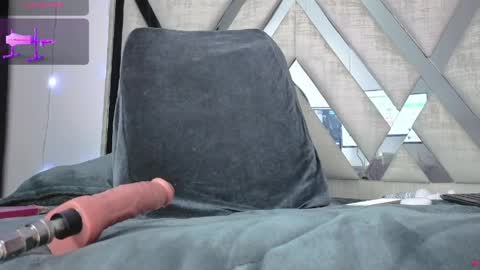 Carolina Join The Fan Club  online show from 04/21/26, 01:42