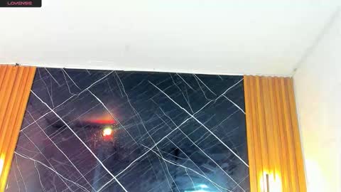 Snapshot of ali_dl chatting on 11/17/25, 09:42 ali_dl online show from 11/17/25, 09:42