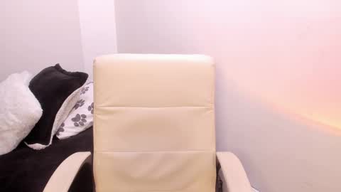 Snapshot of ali_itcadu chatting on 12/20/24, 02:30 MALEJA online show from 12/20/24, 02:30