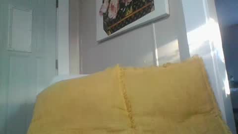 Snapshot of ali_tayler chatting on 10/05/25, 12:25 ali_tayler online show from 10/05/25, 12:25