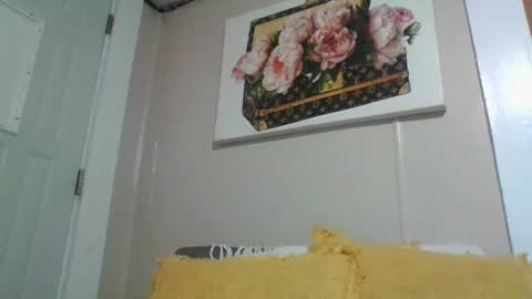 Snapshot of ali_tayler chatting on 10/07/25, 12:57 ali_tayler online show from 10/07/25, 12:57