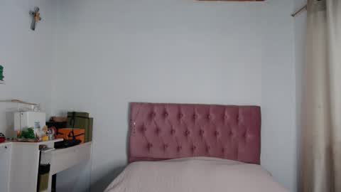 Alia      Anjali  online show from 10/06/25, 12:35