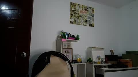 Snapshot of alia_lombardi chatting on 06/17/26, 01:01 Alia Anjali online show from 06/17/26, 01:01