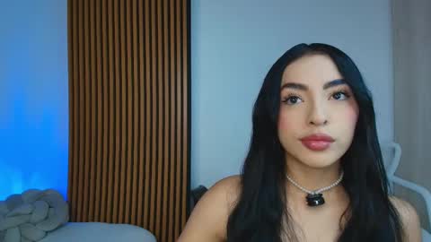 Snapshot of alia_sweet_ chatting on 05/09/26, 01:00 Alia online show from 05/09/26, 01:00