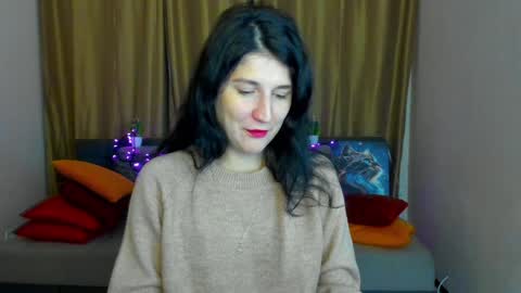 Snapshot of alianna_solo_kiss chatting on 12/31/24, 06:27 Alianna online show from 12/31/24, 06:27