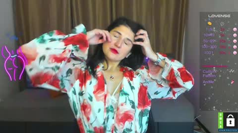 Snapshot of alianna_solo_kiss chatting on 01/07/25, 06:38 Alianna online show from 01/07/25, 06:38
