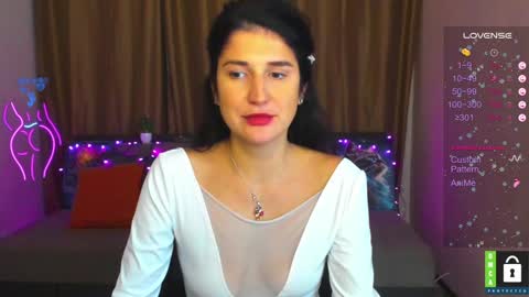 Snapshot of alianna_solo_kiss chatting on 01/08/25, 09:42 Alianna online show from 01/08/25, 09:42
