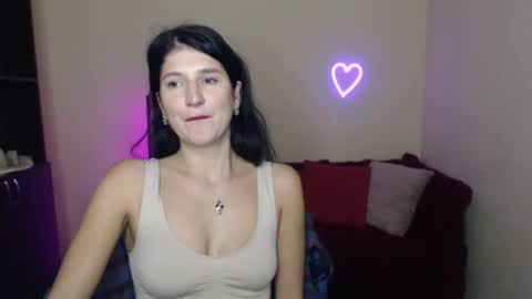 Snapshot of alianna_solo_kiss chatting on 02/24/25, 09:53 Alianna online show from 02/24/25, 09:53