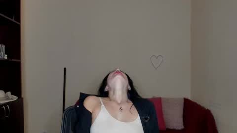 Snapshot of alianna_solo_kiss chatting on 03/12/25, 03:51 Alianna online show from 03/12/25, 03:51