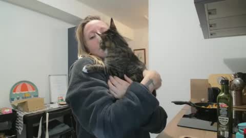 Alice online show from 12/08/24, 07:11