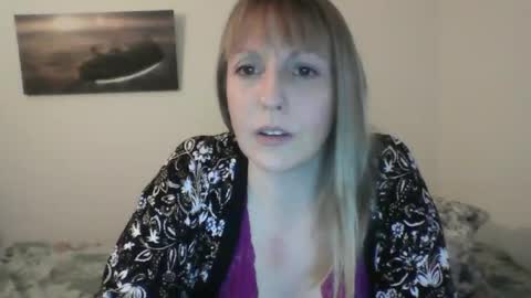 Alice online show from 01/10/25, 04:20