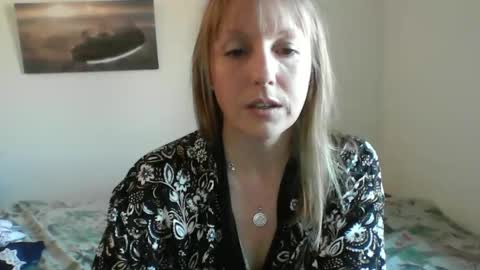 Alice online show from 01/13/25, 02:21