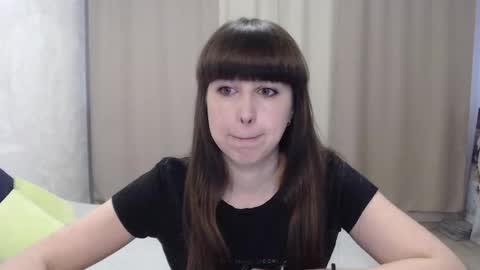 Snapshot of alice_59 chatting on 11/28/25, 11:24 alice_59 online show from 11/28/25, 11:24