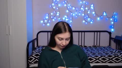 Alice online show from 01/02/25, 07:51