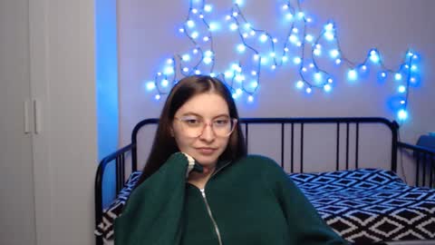 Alice online show from 01/12/25, 08:47