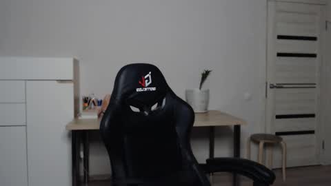 Alice online show from 03/02/25, 06:30