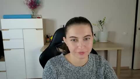 Alice online show from 10/18/25, 08:20