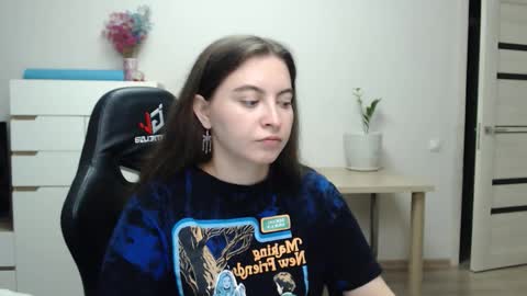 Alice online show from 11/29/25, 05:27