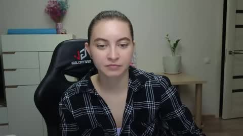 Alice online show from 12/18/25, 04:13