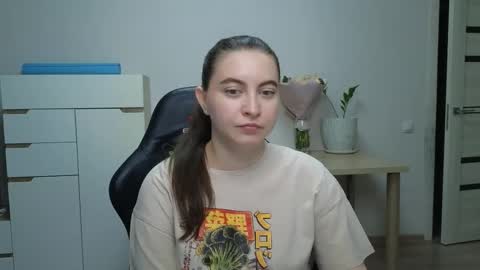 Alice online show from 02/18/26, 05:20