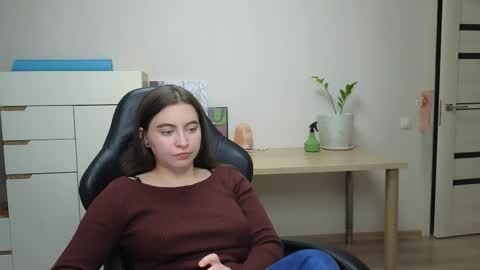 Alice online show from 03/21/26, 06:44