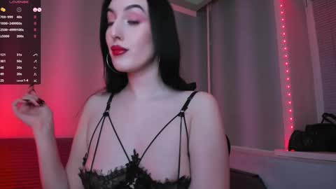 Miss Alice online show from 01/12/25, 10:54