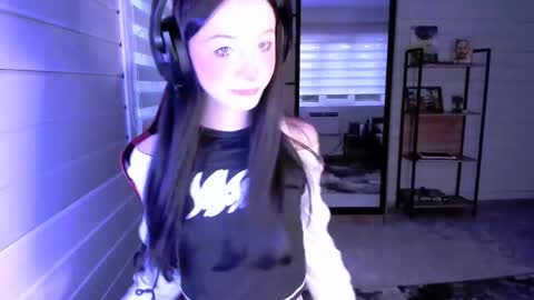 Snapshot of alice__aris chatting on 02/26/25, 03:08 Alice Aris online show from 02/26/25, 03:08