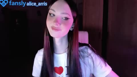 Snapshot of alice__aris chatting on 10/30/25, 05:46 Alice Aris online show from 10/30/25, 05:46