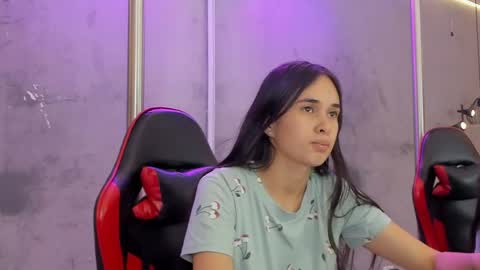 Alice Susan online show from 04/23/26, 07:49