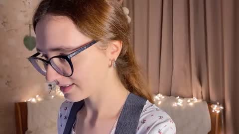 Hey Im Alice  online show from 11/15/25, 10:37