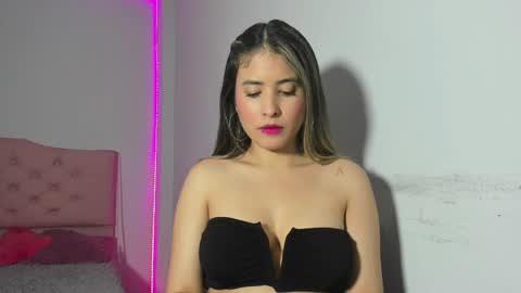 alice_cespedes online show from 02/25/25, 09:35