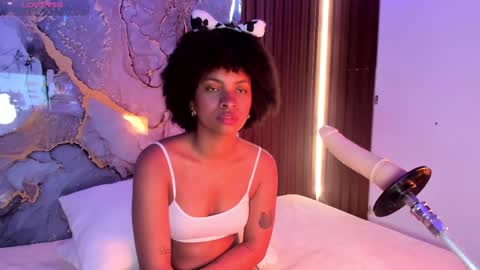 Mey online show from 10/05/25, 02:37